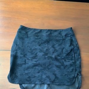 LuluLemon Athletic Camo Patterned Skirt